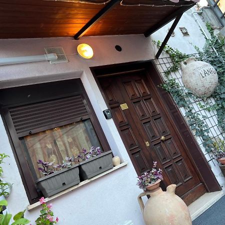 L' Anfora Locazione Turistica Apartment Terni Luaran gambar